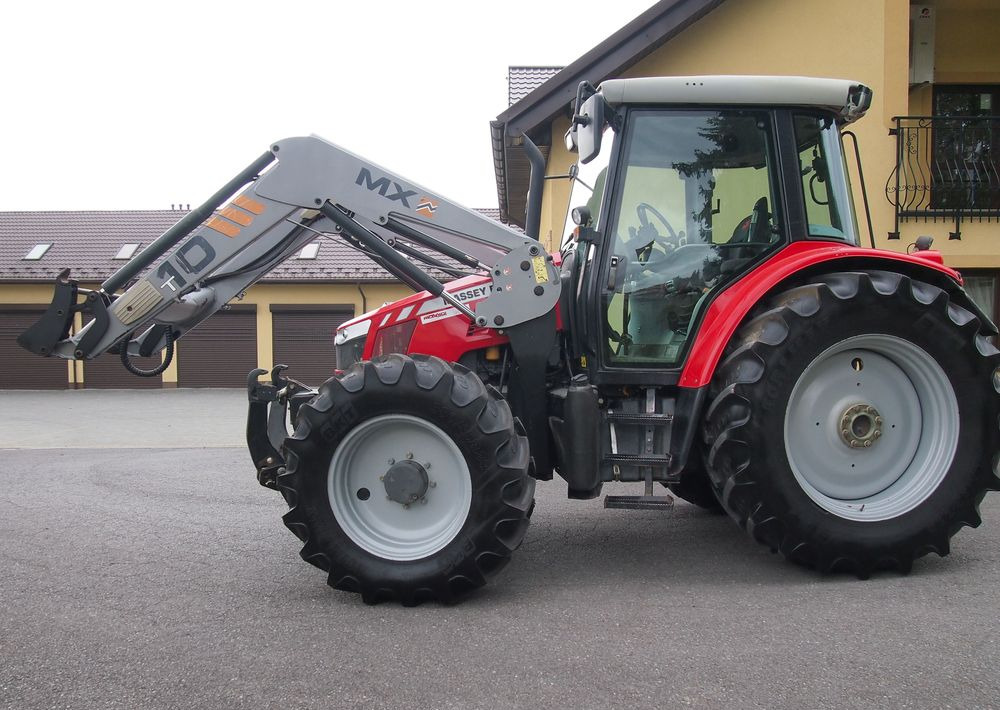 Ciągnik Massey Ferguson MF 6455 Dyna6 2013 Ciągnik rolniczy Massey Ferguson z Ładowaczem i TUZ-em - 拖拉机:图3 Ciągnik Massey Ferguson MF 6455 Dyna6 2013 Ciągnik rolniczy Massey Ferguson z Ładowaczem i TUZ-em - 拖拉机:图3