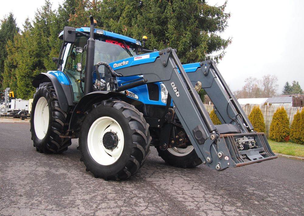 Ciągnik New Holland NH TS125A 6 cylindrów 2004 Ciągnik rolniczy New Holland TS125A - 拖拉机:图2 Ciągnik New Holland NH TS125A 6 cylindrów 2004 Ciągnik rolniczy New Holland TS125A - 拖拉机:图2