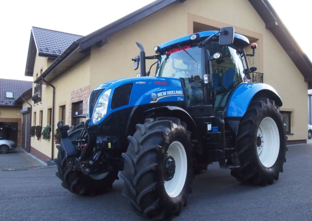 Ciągnik New Holland T7.185 2013 New Holland Autocommand i TUZ - 拖拉机:图1 Ciągnik New Holland T7.185 2013 New Holland Autocommand i TUZ - 拖拉机:图1