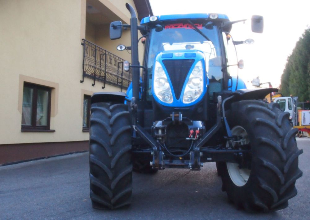 Ciągnik New Holland T7.185 2013 New Holland Autocommand i TUZ - 拖拉机:图3 Ciągnik New Holland T7.185 2013 New Holland Autocommand i TUZ - 拖拉机:图3