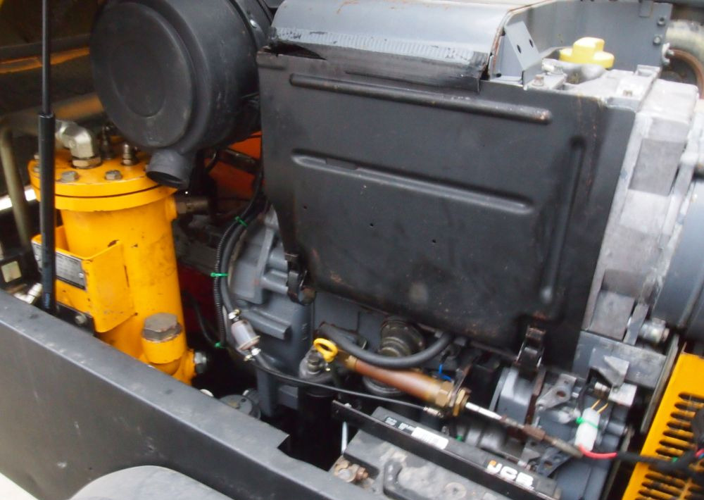 Kompresor Ingersoll Rand IR P130WD 2000 Kompresor Ingersoll Rand P130WD 30 kW - 空气压缩机:图5 Kompresor Ingersoll Rand IR P130WD 2000 Kompresor Ingersoll Rand P130WD 30 kW - 空气压缩机:图5