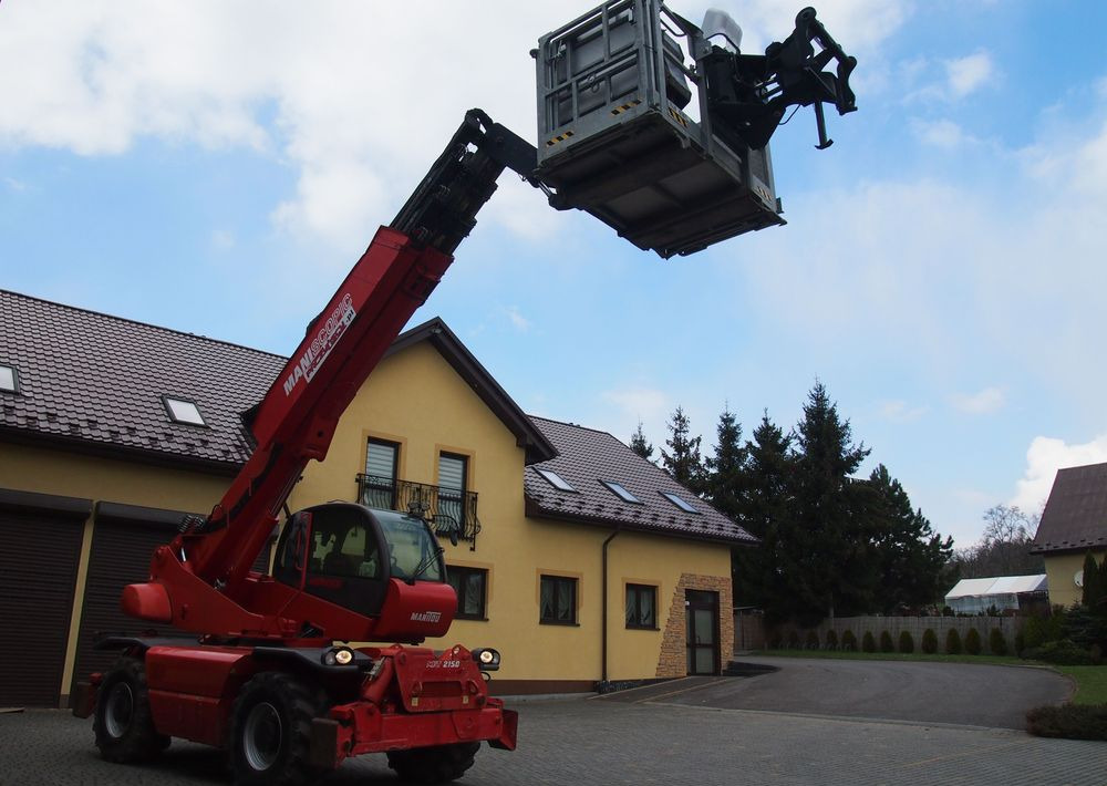 Ładowarka teleskopowa Manitou MRT 2150 Privilege MANITOU ważne UDT - 伸缩臂叉装车:图4 Ładowarka teleskopowa Manitou MRT 2150 Privilege MANITOU ważne UDT - 伸缩臂叉装车:图4