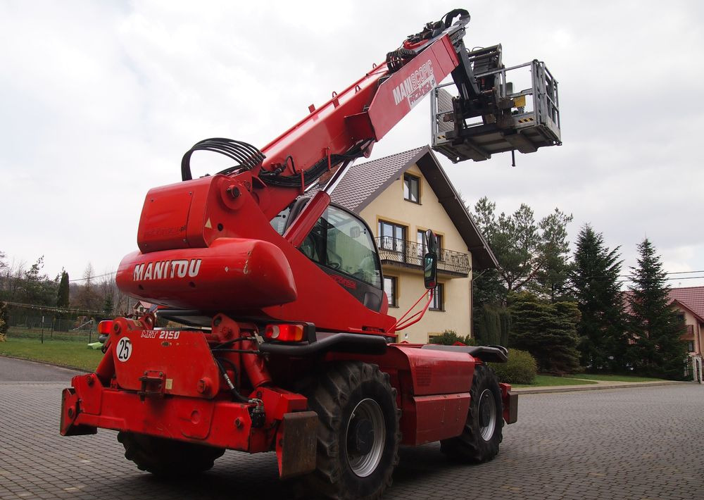 Ładowarka teleskopowa Manitou MRT 2150 Privilege MANITOU ważne UDT - 伸缩臂叉装车:图5 Ładowarka teleskopowa Manitou MRT 2150 Privilege MANITOU ważne UDT - 伸缩臂叉装车:图5