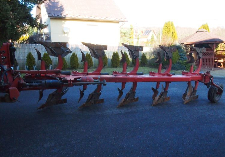 Pług obrotowy GREGOIRE-BESSON RY47 2000 Zabezpieczenie korpusów hydrauliczne - 犁:图2 Pług obrotowy GREGOIRE-BESSON RY47 2000 Zabezpieczenie korpusów hydrauliczne - 犁:图2
