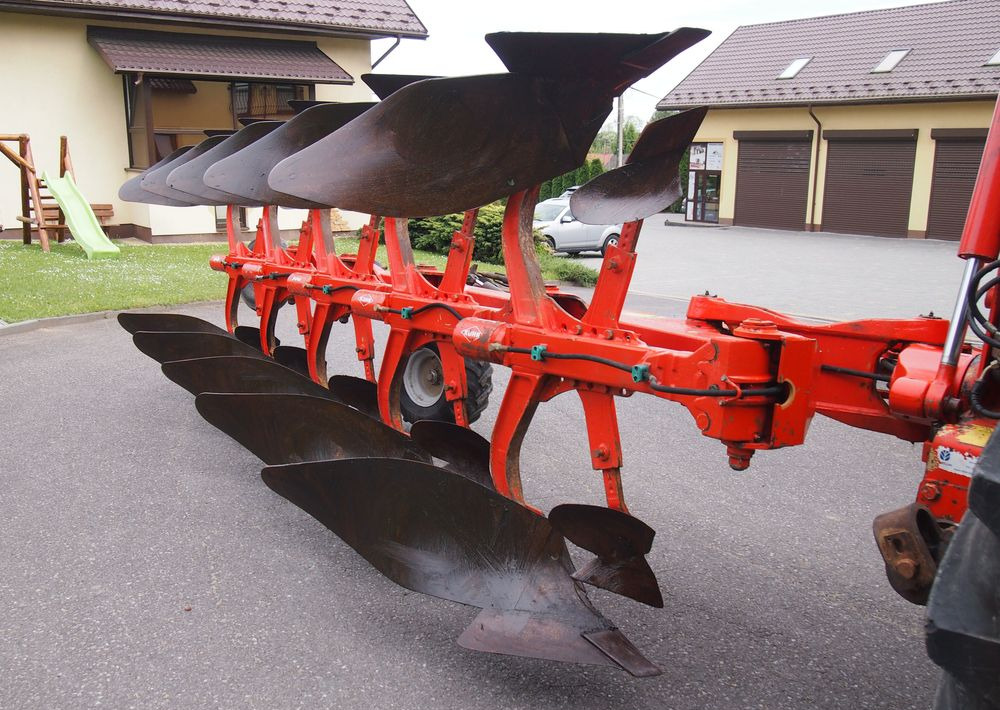 Pług obrotowy Kuhn Kuhn Vari-Master 150 4+1 Pług obracany Kuhn Vari-Master 150 4+1 - 犁:图5 Pług obrotowy Kuhn Kuhn Vari-Master 150 4+1 Pług obracany Kuhn Vari-Master 150 4+1 - 犁:图5