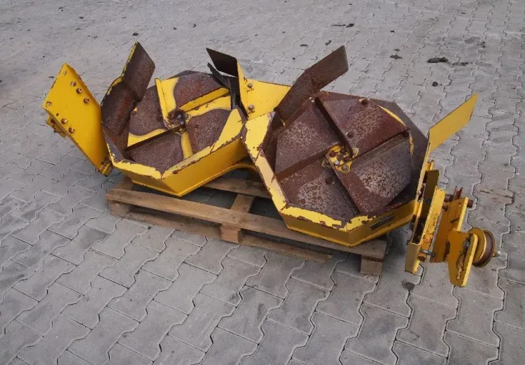 Rozrzutnik plew słomy do NEW HOLLAND , JOHN DEERE , CLAAS - 备件 适用于 农业机械:图1 Rozrzutnik plew słomy do NEW HOLLAND , JOHN DEERE , CLAAS - 备件 适用于 农业机械:图1