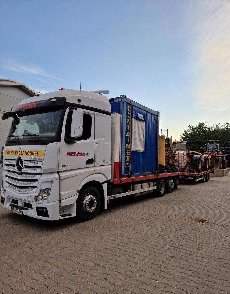Samochód Mercedes Actros Usługi transportowe maszyn - 自动转运卡车:图3 Samochód Mercedes Actros Usługi transportowe maszyn - 自动转运卡车:图3