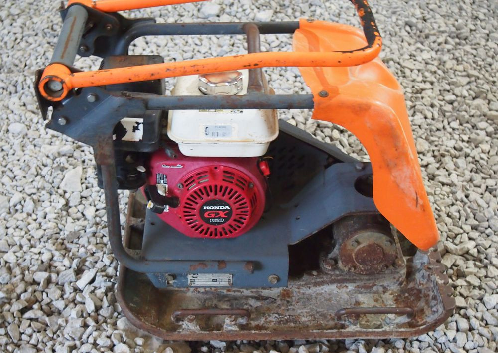 Ubijarka Belle  PC5000E 2009 Zagęszczarka ubijarka Bella - 振动板:图2 Ubijarka Belle  PC5000E 2009 Zagęszczarka ubijarka Bella - 振动板:图2