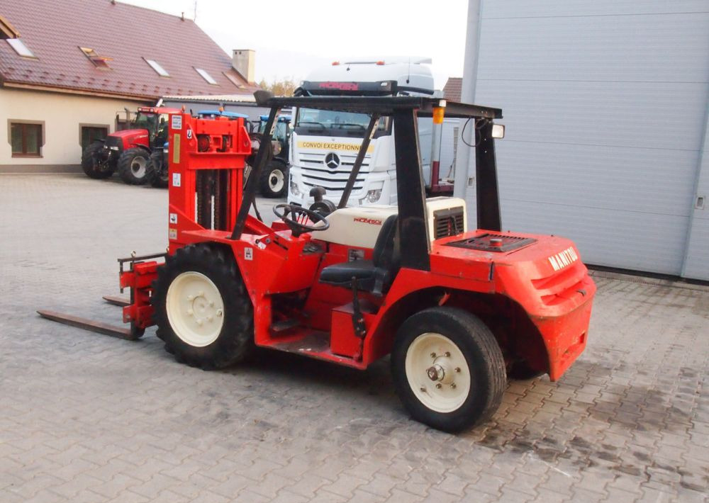 Wózek widłowy Manitou MC.20.HP 1992 - 柴油叉车:图4 Wózek widłowy Manitou MC.20.HP 1992 - 柴油叉车:图4