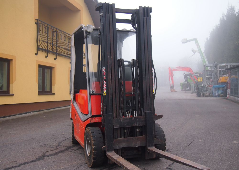 Wózek widłowy Toyota 8f 2011 TRIPLEX - 液化石油气叉车:图3 Wózek widłowy Toyota 8f 2011 TRIPLEX - 液化石油气叉车:图3