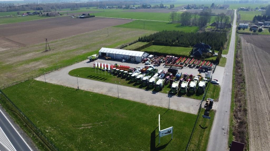 Claas LEXION 760TT + heder Vario 1200 - 联合收割机:图3 Claas LEXION 760TT + heder Vario 1200 - 联合收割机:图3