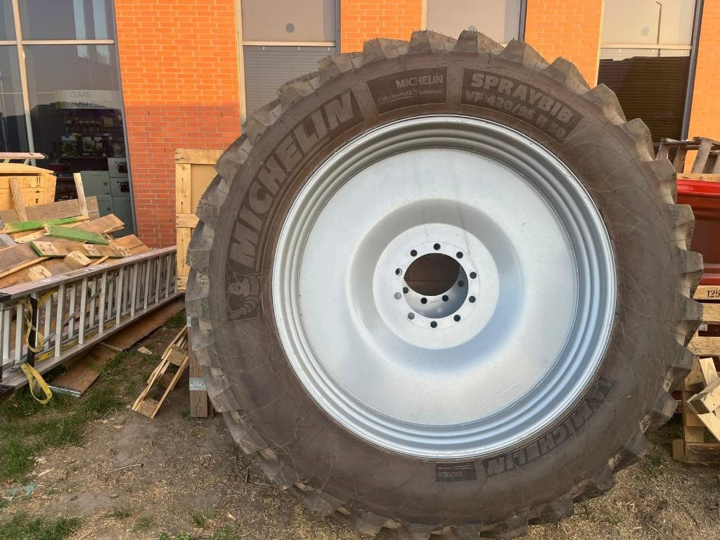 Michelin FELGA Z OPONĄ VF 420/95R50 CFO 179D/175E SPRAYBIB  - 轮胎 适用于 农业机械:图2 Michelin FELGA Z OPONĄ VF 420/95R50 CFO 179D/175E SPRAYBIB  - 轮胎 适用于 农业机械:图2