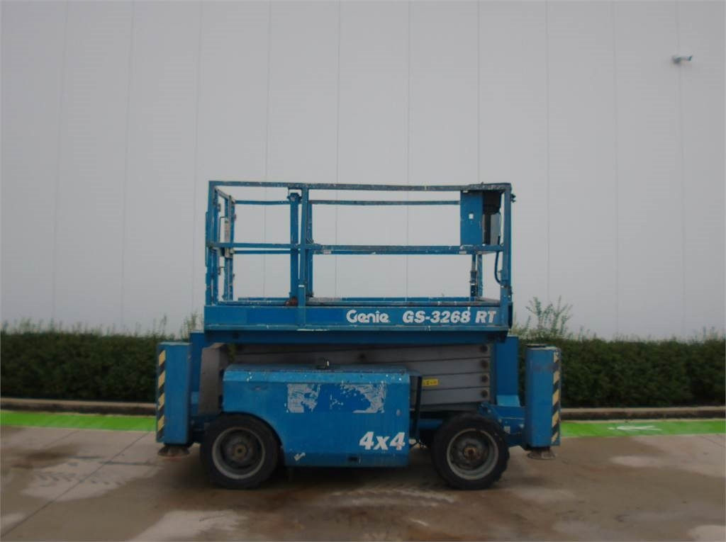 Genie GS3268RT - 剪式升降机:图1 Genie GS3268RT - 剪式升降机:图1