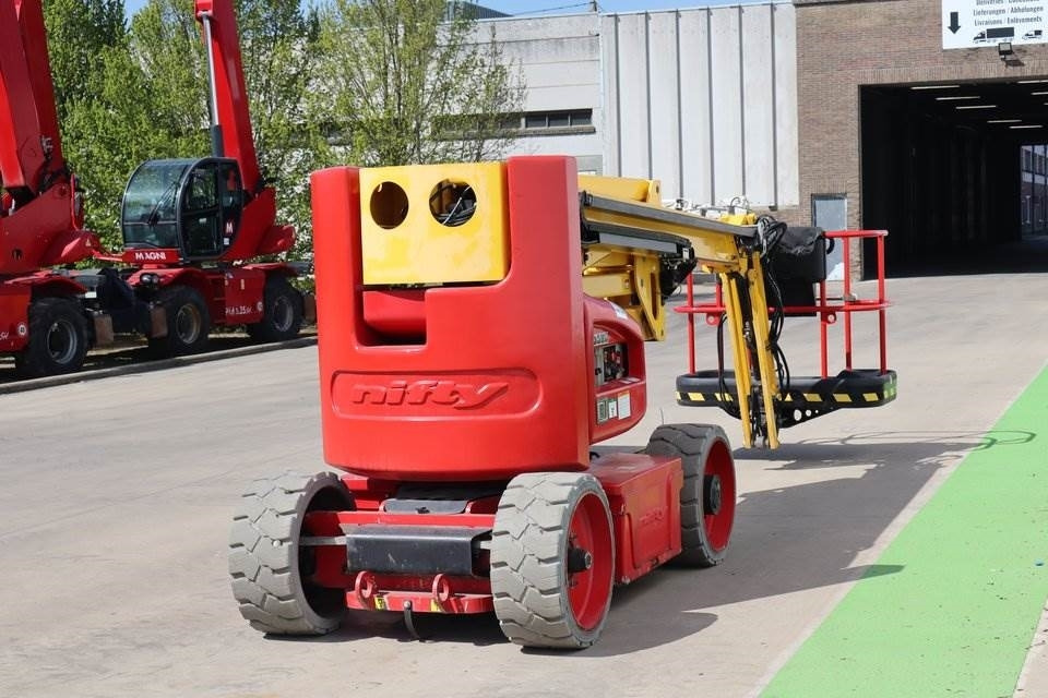 Niftylift HR17NE - 铰接臂:图4 Niftylift HR17NE - 铰接臂:图4