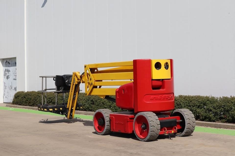 Niftylift HR17NE - 铰接臂:图3 Niftylift HR17NE - 铰接臂:图3