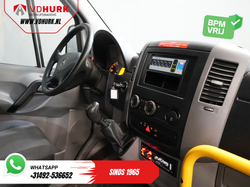Mercedes-Benz Sprinter 313 2.2 CDI L2H2 €9.922 Incl. BTW BPM VRIJ! EXPORT Combi/ 9 Persoons/ Kombi/ 9P/ Airco/ Rolstoellift - 小型巴士, 小型客车:图3 Mercedes-Benz Sprinter 313 2.2 CDI L2H2 €9.922 Incl. BTW BPM VRIJ! EXPORT Combi/ 9 Persoons/ Kombi/ 9P/ Airco/ Rolstoellift - 小型巴士, 小型客车:图3