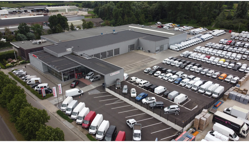 小型巴士, 小型客车 Mercedes-Benz Sprinter 313 2.2 CDI L2H2 €9.922 Incl. BTW BPM VRIJ! EXPORT ONLY Combi/ 9 Persoons/ Kombi/ 9P/ Airco/ Rolstoellift：图12