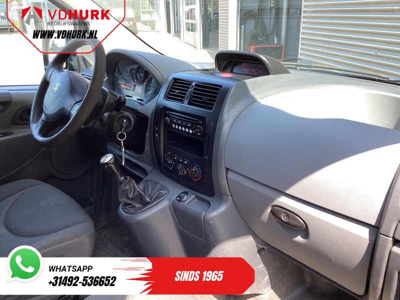Peugeot Expert 1.6 HDI L2 DC Dubbel Cabine EXPORT ONLY DB Riem V.V./ APK 5-26'/ Airco/ Trekhaak - 紧凑型面包车, 康比货车:图3 Peugeot Expert 1.6 HDI L2 DC Dubbel Cabine EXPORT ONLY DB Riem V.V./ APK 5-26'/ Airco/ Trekhaak - 紧凑型面包车, 康比货车:图3