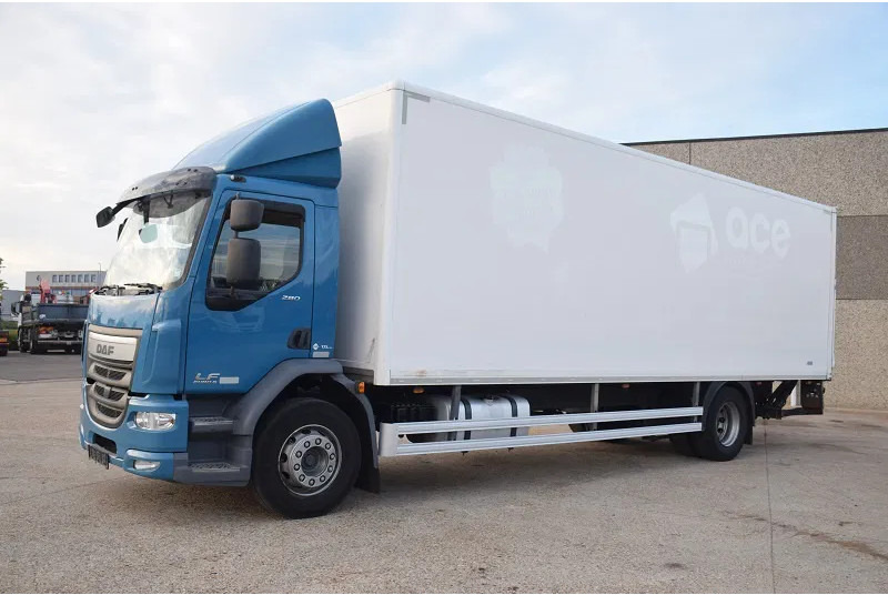 DAF LF 280 - 厢式卡车:图3 DAF LF 280 - 厢式卡车:图3