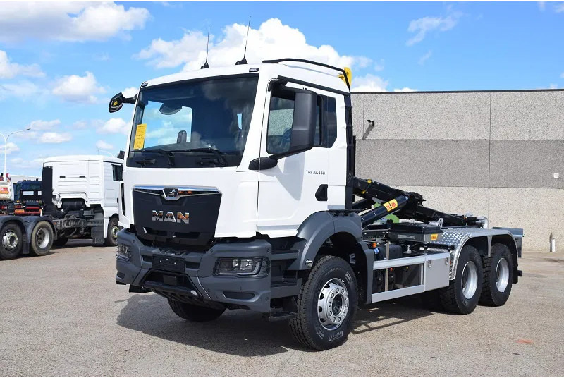 MAN TGS 33.440 - 吊钩升降车:图2 MAN TGS 33.440 - 吊钩升降车:图2