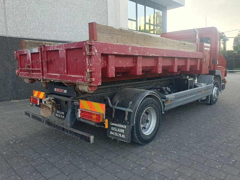 Mercedes-Benz Atego 1224 - 吊钩升降车:图5 Mercedes-Benz Atego 1224 - 吊钩升降车:图5