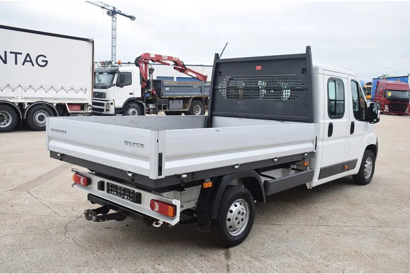 Peugeot Boxer 2.2 L -130 pk - - 平板货车, 康比货车:图5 Peugeot Boxer 2.2 L -130 pk - - 平板货车, 康比货车:图5