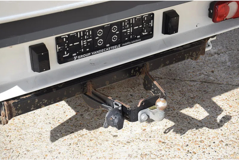 平板货车, 康比货车 Peugeot Boxer BOXER 2.0 L -130 pk -L4：图11