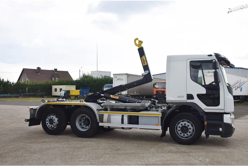 Volvo FE 320 - 吊钩升降车:图5 Volvo FE 320 - 吊钩升降车:图5