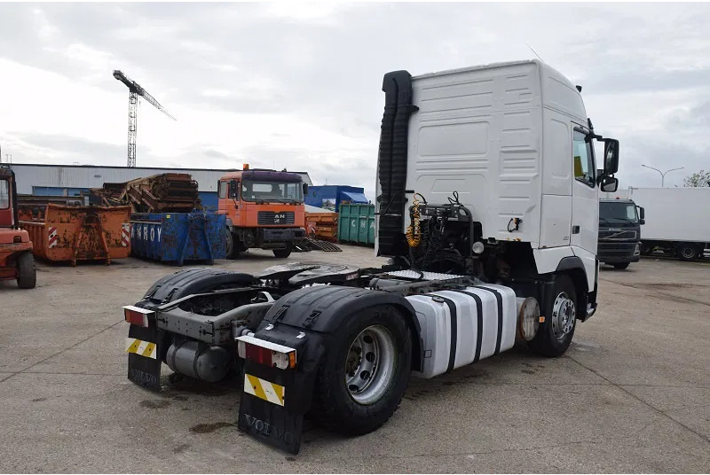 Volvo FH 12.420 - 牵引车:图4 Volvo FH 12.420 - 牵引车:图4