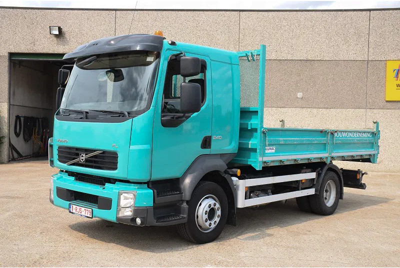 Volvo FL 240 - 翻斗车:图3 Volvo FL 240 - 翻斗车:图3