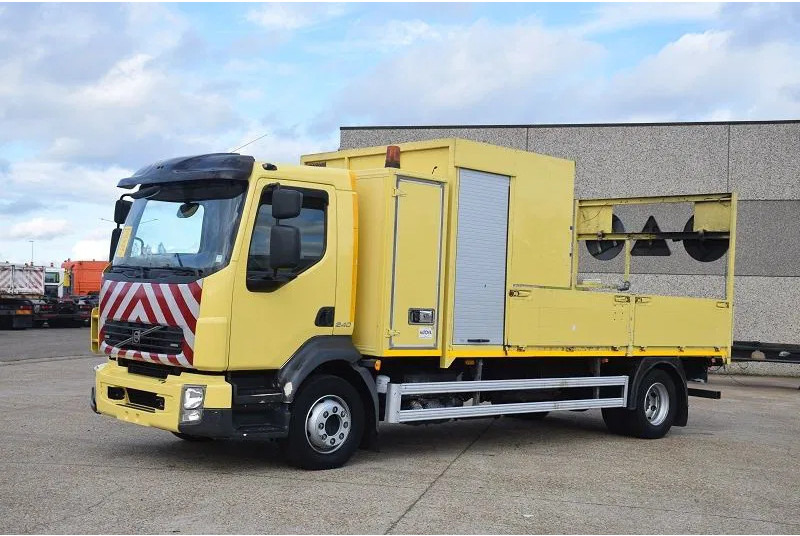 Volvo FL 250 - 栏板式/ 平板卡车:图3 Volvo FL 250 - 栏板式/ 平板卡车:图3