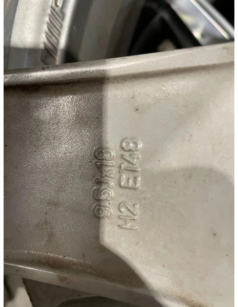 Mercedes-Benz *Occasie *3 velgen AMG* 18 inch - 轮圈 适用于 汽车:图4 Mercedes-Benz *Occasie *3 velgen AMG* 18 inch - 轮圈 适用于 汽车:图4