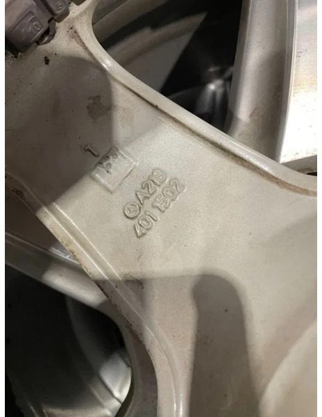 Mercedes-Benz *Occasie *3 velgen AMG* 18 inch - 轮圈 适用于 汽车:图3 Mercedes-Benz *Occasie *3 velgen AMG* 18 inch - 轮圈 适用于 汽车:图3