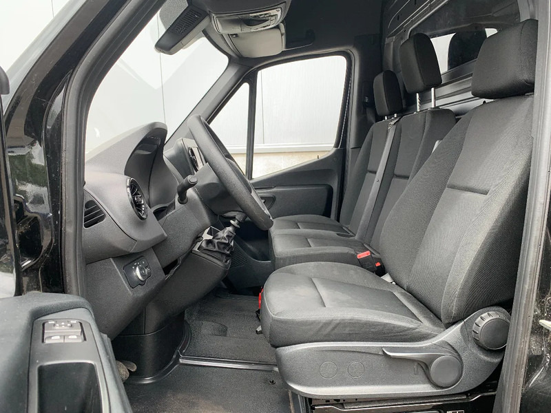 Mercedes-Benz Sprinter 314 *Achteruitrijcamera*Elektr.Spiegels*Navigatie*Airconditioning* - 无侧窗厢式货车:图5 Mercedes-Benz Sprinter 314 *Achteruitrijcamera*Elektr.Spiegels*Navigatie*Airconditioning* - 无侧窗厢式货车:图5