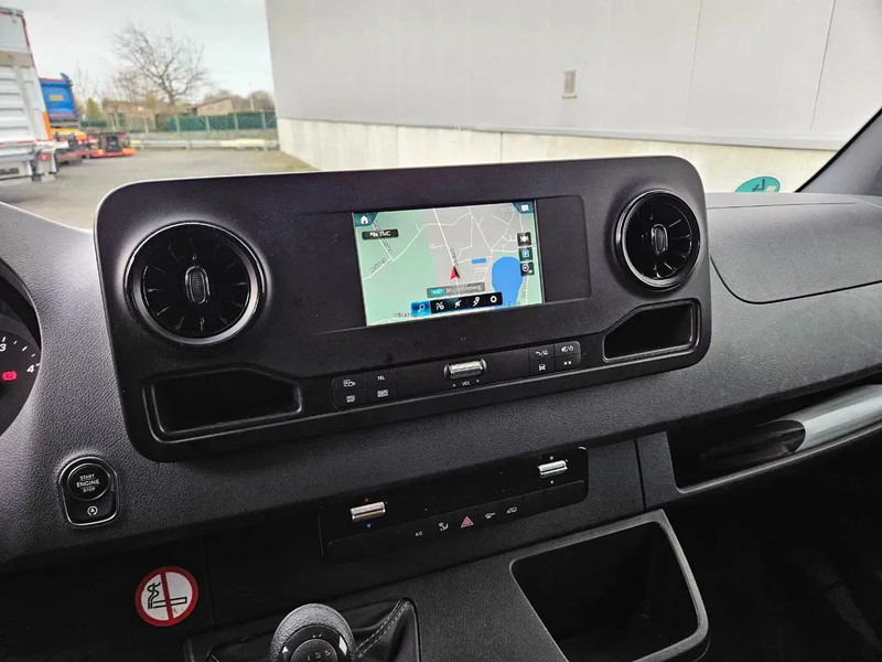 Mercedes-Benz Sprinter 317 L2H2*360°Camera*Airco*Navigatie*Zetelverwarming - 无侧窗厢式货车:图5 Mercedes-Benz Sprinter 317 L2H2*360°Camera*Airco*Navigatie*Zetelverwarming - 无侧窗厢式货车:图5