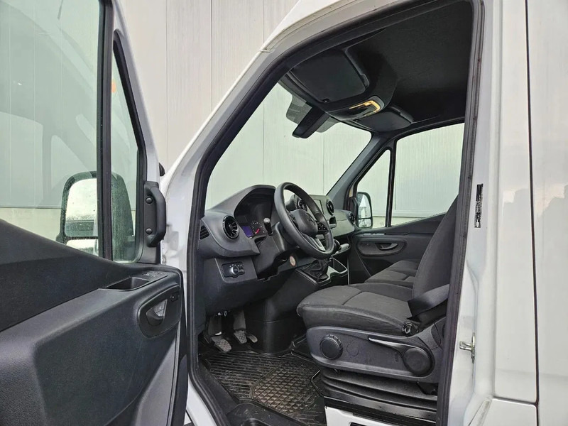 Mercedes-Benz Sprinter 317 L2H2*360°Camera*Airco*Navigatie*Zetelverwarming - 无侧窗厢式货车:图2 Mercedes-Benz Sprinter 317 L2H2*360°Camera*Airco*Navigatie*Zetelverwarming - 无侧窗厢式货车:图2