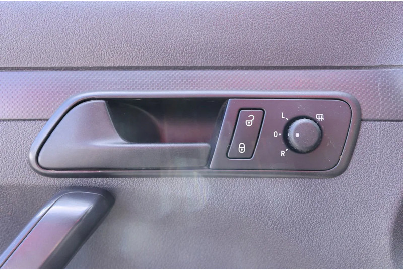 Volkswagen Caddy PARKSENSOREN-SCHUIFDEUR-AIRCO -TREKHAAK-RADIO/USB - 紧凑型面包车:图5 Volkswagen Caddy PARKSENSOREN-SCHUIFDEUR-AIRCO -TREKHAAK-RADIO/USB - 紧凑型面包车:图5