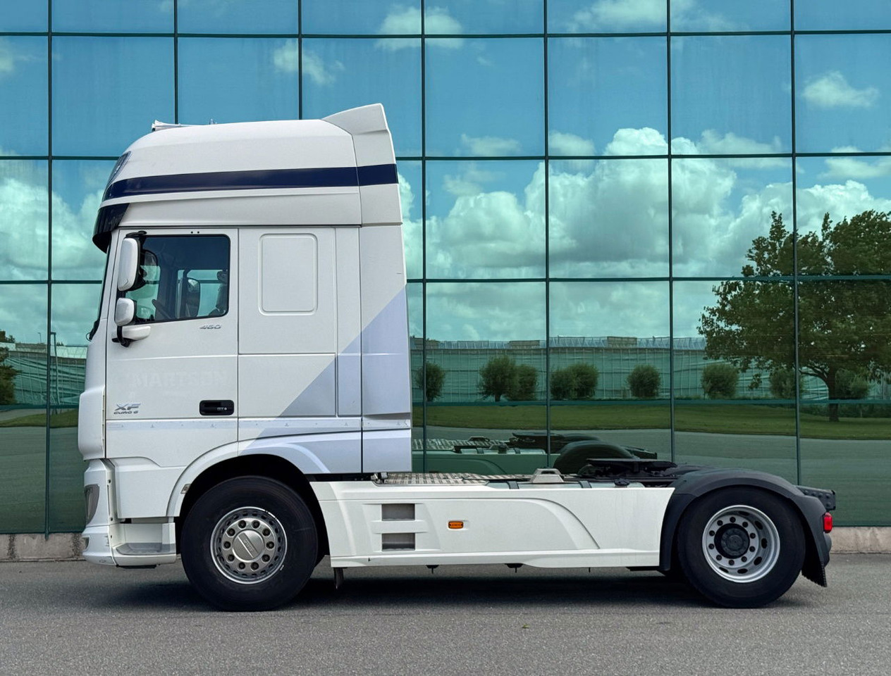 DAF XF 460 FT SSC 2x Tanks 685.000 KM Super Condition NL Truck 3 Pieces IN Stock - 牵引车:图2 DAF XF 460 FT SSC 2x Tanks 685.000 KM Super Condition NL Truck 3 Pieces IN Stock - 牵引车:图2
