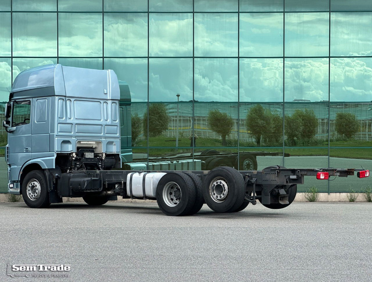 DAF XF 480 FAR SSC Euro 6 978.000 KM Park Airco 2X Tanks TOP Condition - 驾驶室底盘卡车:图3 DAF XF 480 FAR SSC Euro 6 978.000 KM Park Airco 2X Tanks TOP Condition - 驾驶室底盘卡车:图3