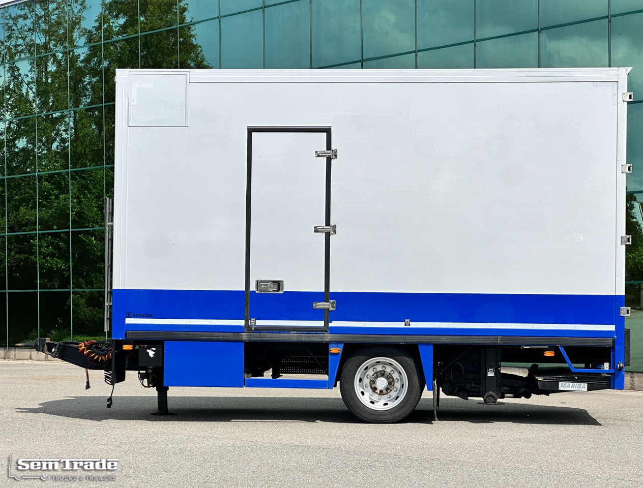 Floor Flma-10 Carrier Cooling 2X Side Door Tail Lift Disc Brakes Holland-Trailer - 冷藏拖车:图2 Floor Flma-10 Carrier Cooling 2X Side Door Tail Lift Disc Brakes Holland-Trailer - 冷藏拖车:图2
