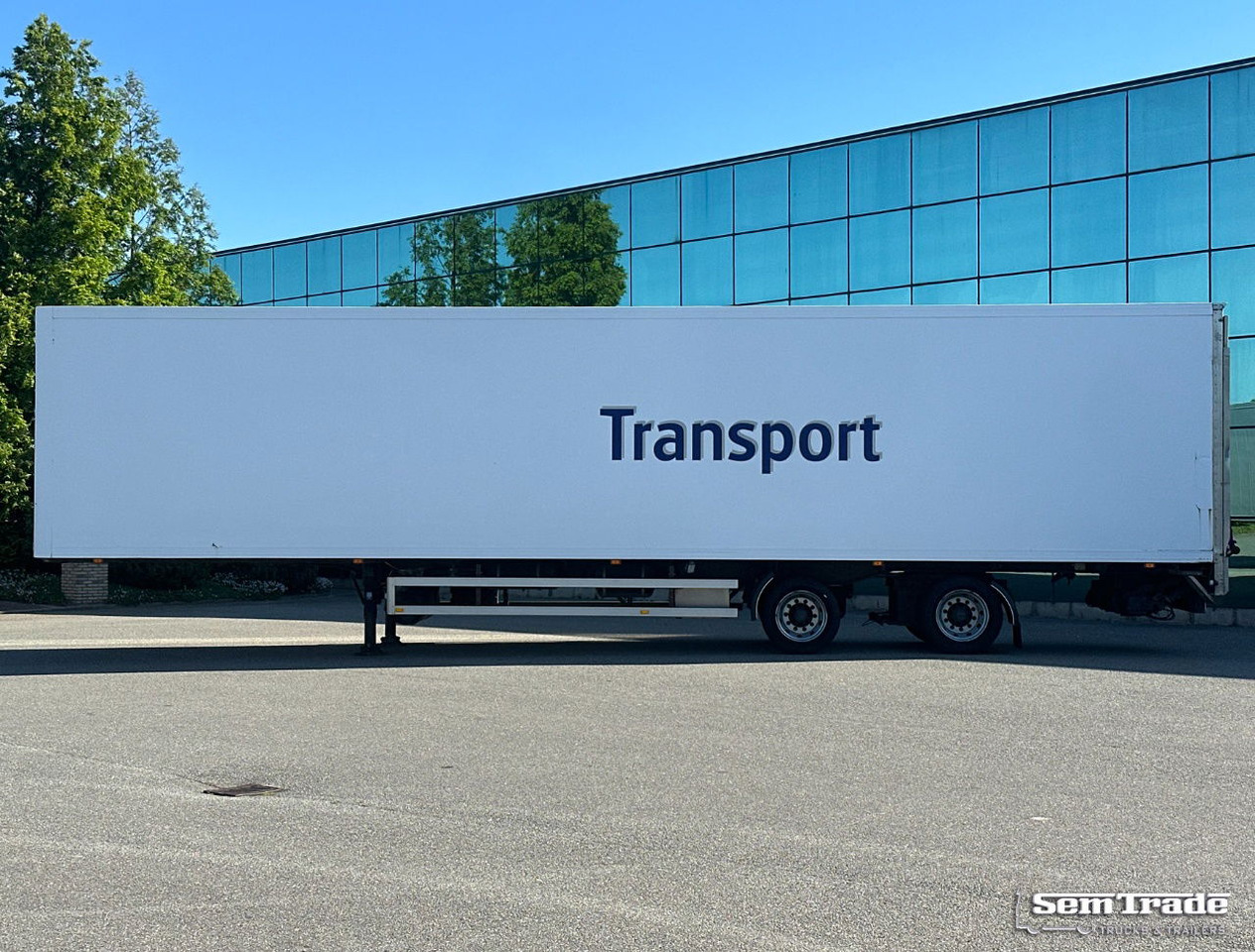 Jumbo 2 Alxe SOR Isolated BOX Tail Lift Steering Axle Holland-Trailer - 封闭厢式半拖车:图2 Jumbo 2 Alxe SOR Isolated BOX Tail Lift Steering Axle Holland-Trailer - 封闭厢式半拖车:图2