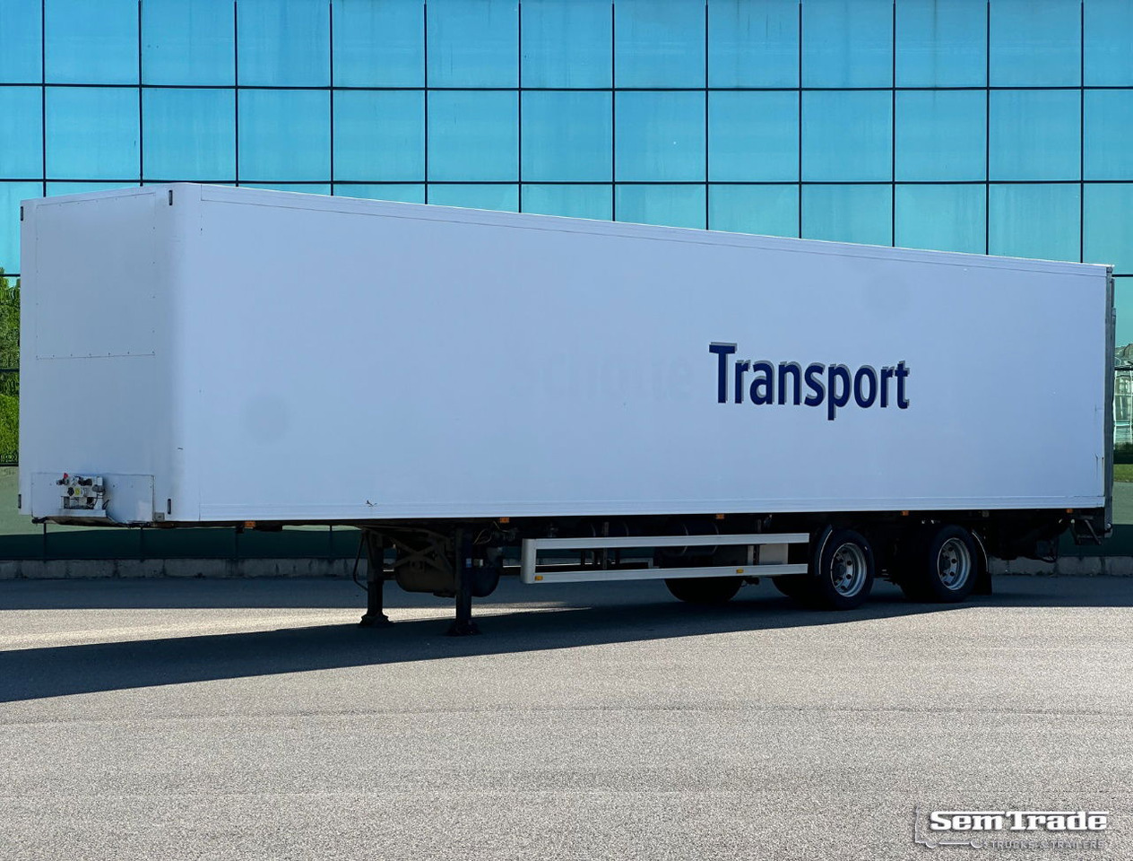Jumbo 2 Alxe SOR Isolated BOX Tail Lift Steering Axle Holland-Trailer - 封闭厢式半拖车:图1 Jumbo 2 Alxe SOR Isolated BOX Tail Lift Steering Axle Holland-Trailer - 封闭厢式半拖车:图1