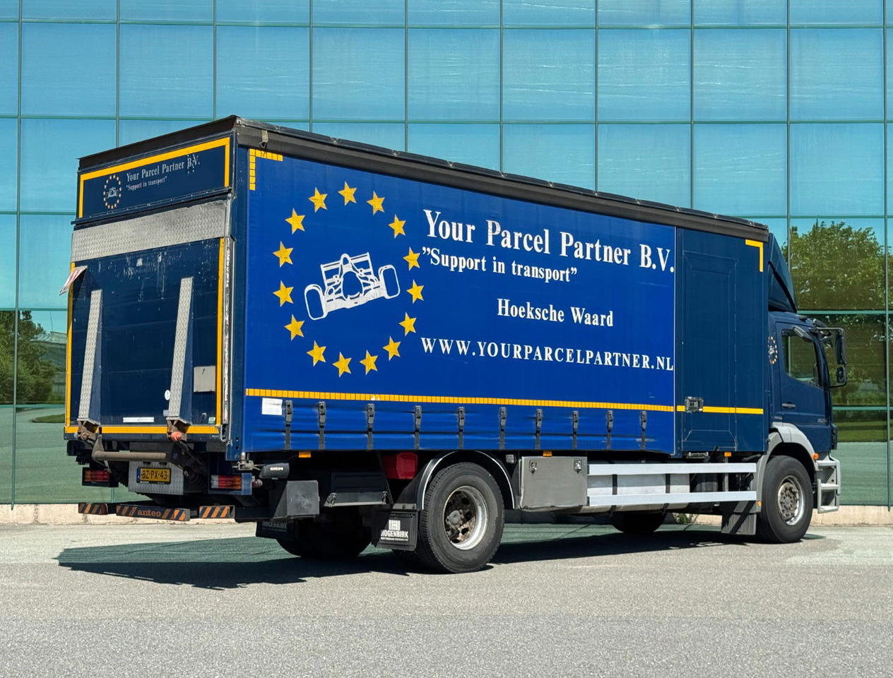 Mercedes-Benz Axor 1824 Euro 5 694.000 KM Curtain Side Door Tail Lift NEW Tacho TOP Condition NL Truck - 侧帘卡车:图4 Mercedes-Benz Axor 1824 Euro 5 694.000 KM Curtain Side Door Tail Lift NEW Tacho TOP Condition NL Truck - 侧帘卡车:图4