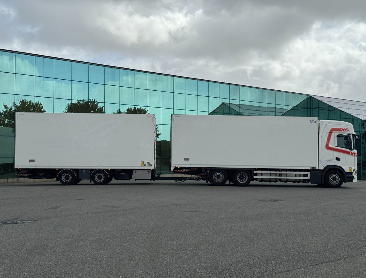 Scania S500 6X2 Retarder 50 CC Combi 2x Taillift TOP Condition Holland Truck - 冷藏车:图4 Scania S500 6X2 Retarder 50 CC Combi 2x Taillift TOP Condition Holland Truck - 冷藏车:图4