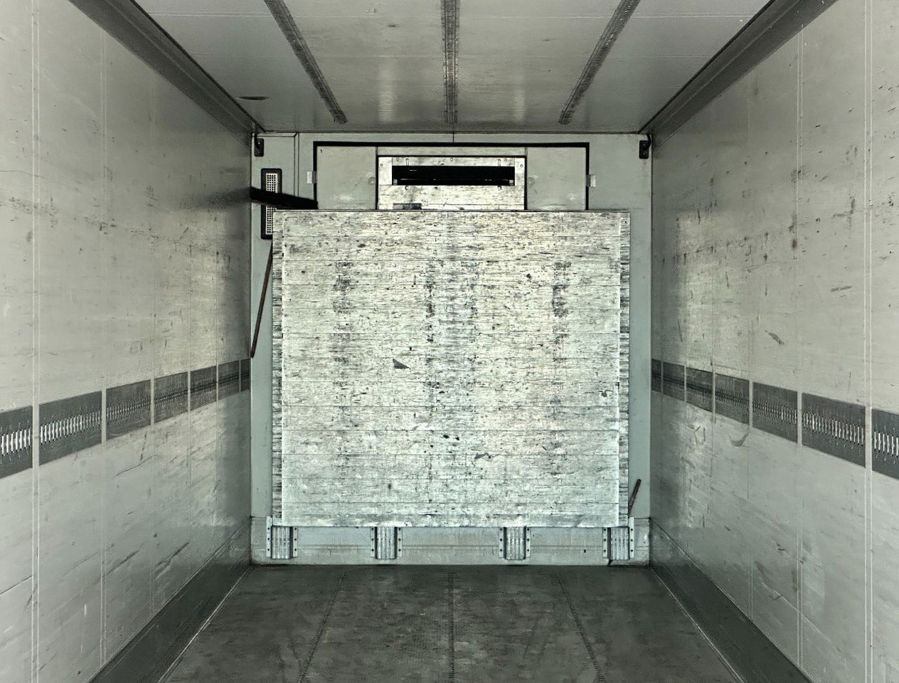冷藏半拖车 Schmitz Cargobull SKO 24 Carrier Maxima 1300 Flower Wide 2X Lift Axle：图19