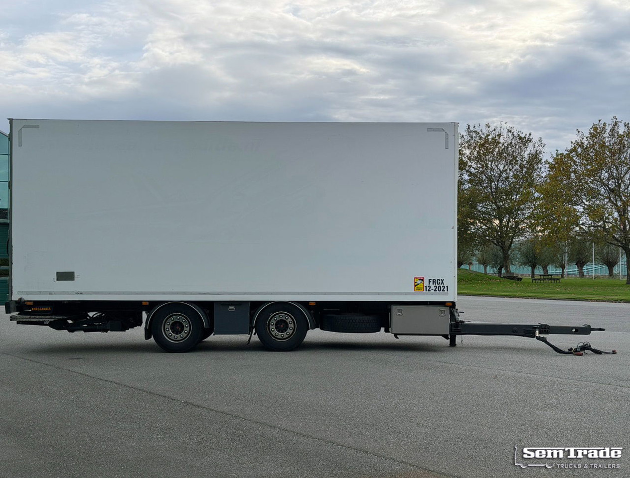 Van Weel VW 18000 VW EBO Isolated BOX TRS Cooling Tail Lift NL-Trailer - 等温拖车:图5 Van Weel VW 18000 VW EBO Isolated BOX TRS Cooling Tail Lift NL-Trailer - 等温拖车:图5