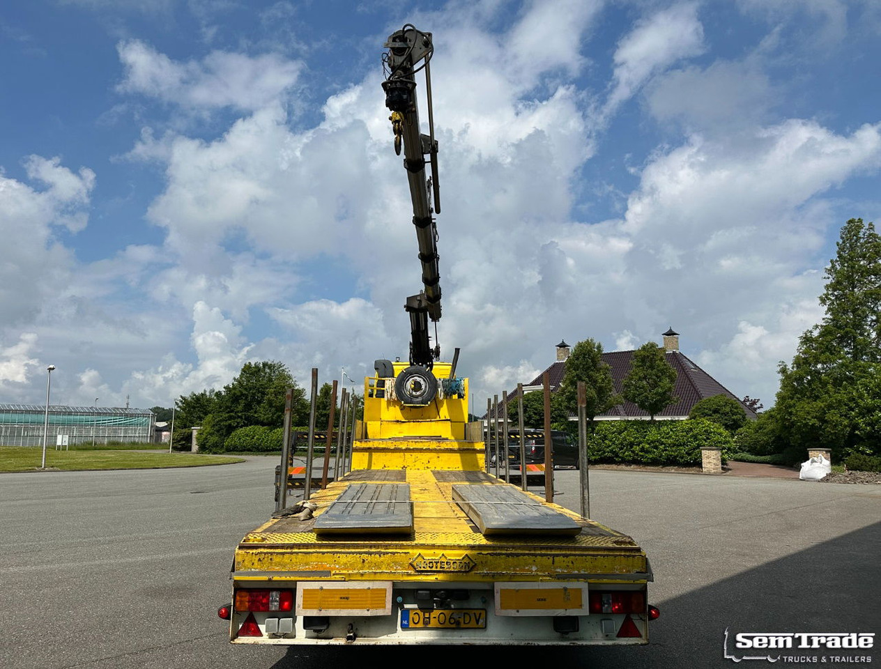 Volvo FH 12.460 Manual Gear 6X2 Euro 3 Only 493.000 KM Hiab 350 - 5 With Nootebo - 牵引车:图4 Volvo FH 12.460 Manual Gear 6X2 Euro 3 Only 493.000 KM Hiab 350 - 5 With Nootebo - 牵引车:图4