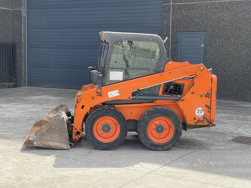 Bobcat S 450 - 轮式装载机:图3 Bobcat S 450 - 轮式装载机:图3