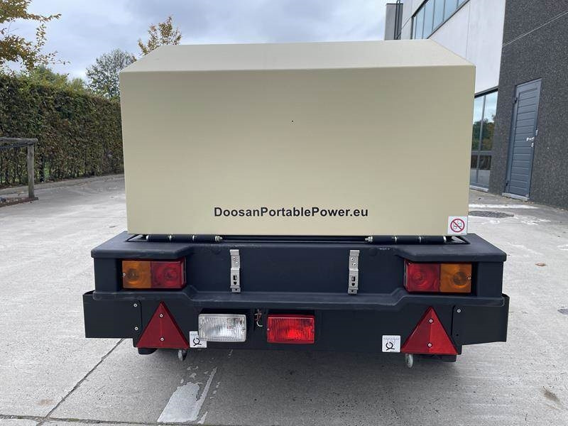 空气压缩机 Doosan 7 / 31 E - N:图8 空气压缩机 Doosan 7 / 31 E - N:图8