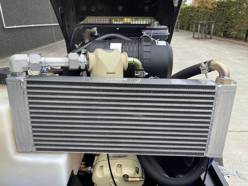 空气压缩机 Doosan 7 / 31 E - N:图11 空气压缩机 Doosan 7 / 31 E - N:图11